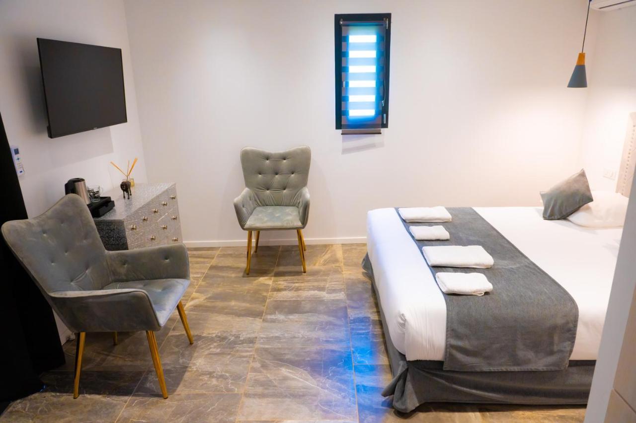 A Casa Di Jo Bed & Breakfast เกเลนซานา ภายนอก รูปภาพ
